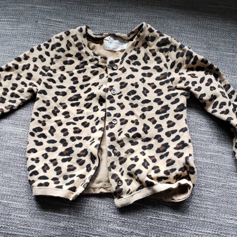 Girl's cardigan
